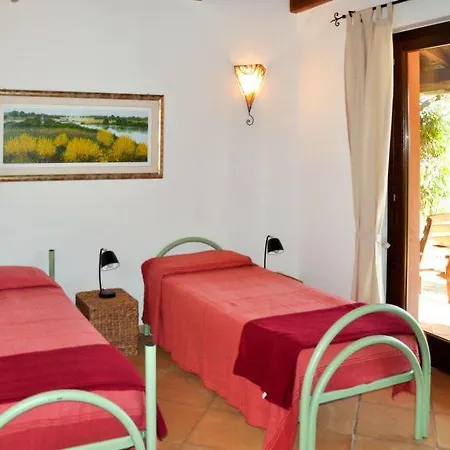Annunziata Sleeps 20 Pool Wifi * Citta Sant'Angelo