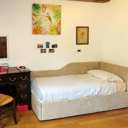 Holiday home Annunziata Sleeps 20 Pool Wifi Citta Sant'Angelo