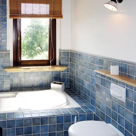 Holiday home Annunziata Sleeps 20 Pool Wifi *