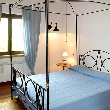 Annunziata Sleeps 20 Pool Wifi Citta Sant'Angelo