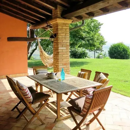 Holiday home Annunziata Sleeps 20 Pool Wifi Citta Sant'Angelo