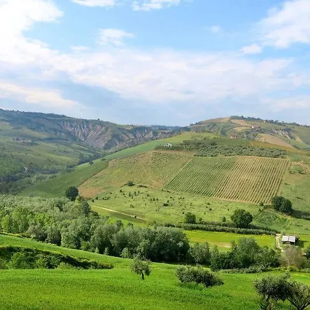 Annunziata Sleeps 20 Pool Wifi * Citta Sant'Angelo